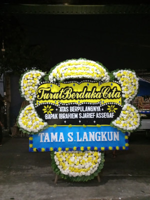Papan Bunga Duka di Kubangsari